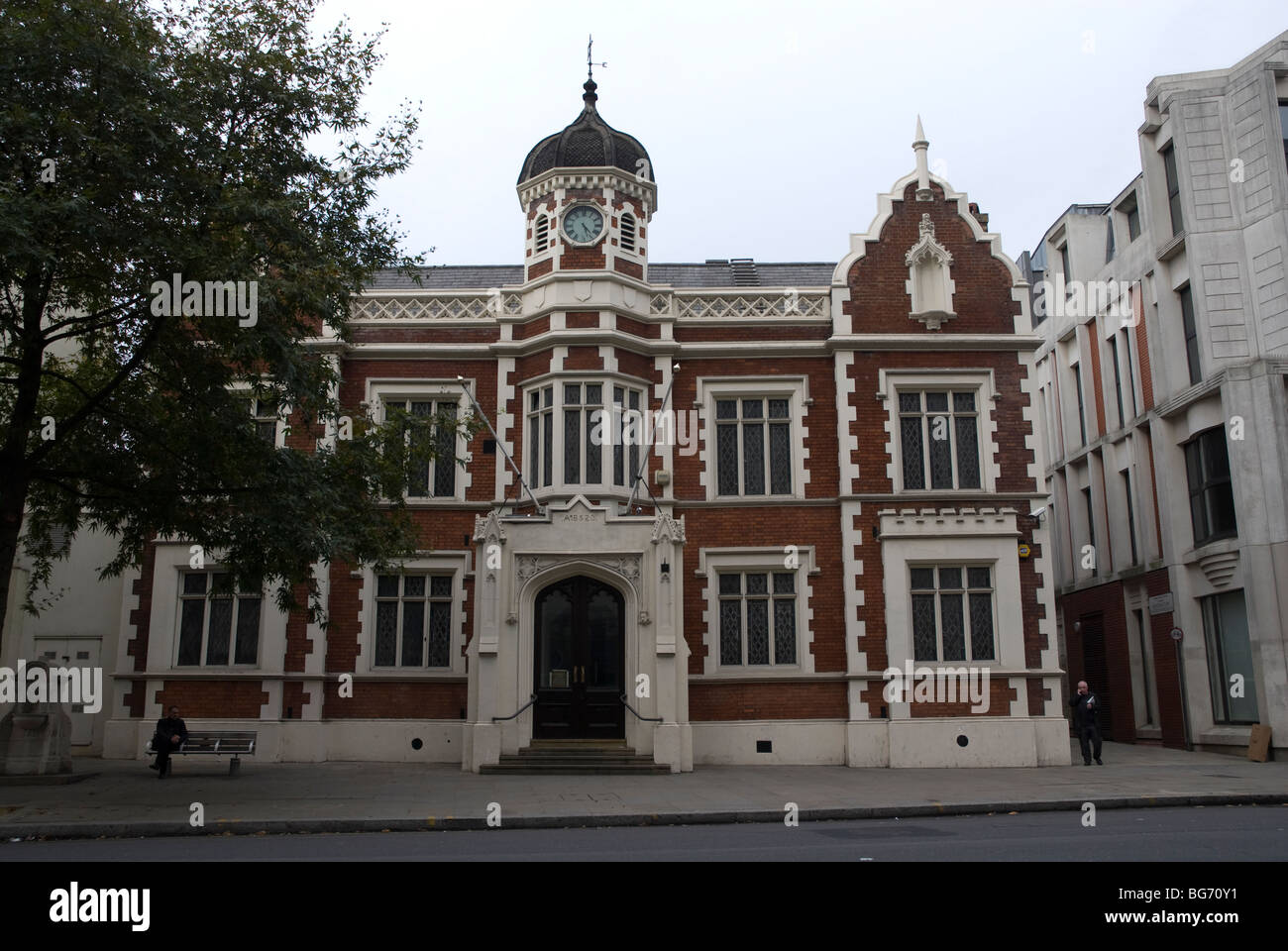Bâtiment très ornementé de Kensington High Street, Londres Banque D'Images