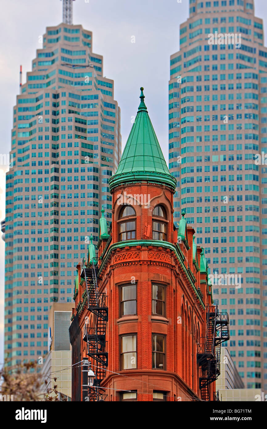 Immeuble Gooderham (Flatiron Building) au centre-ville de Toronto, Ville de l'Ontario, au Canada. Banque D'Images