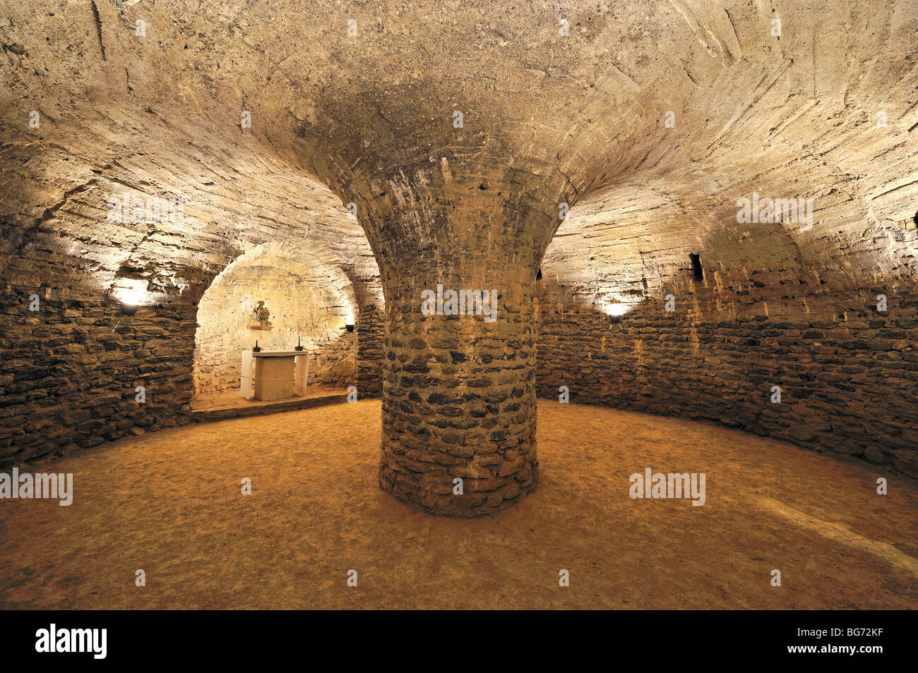 Saint Michel de Cuixa abbaye, Roussillon, France ; la Vierge crypte. Banque D'Images