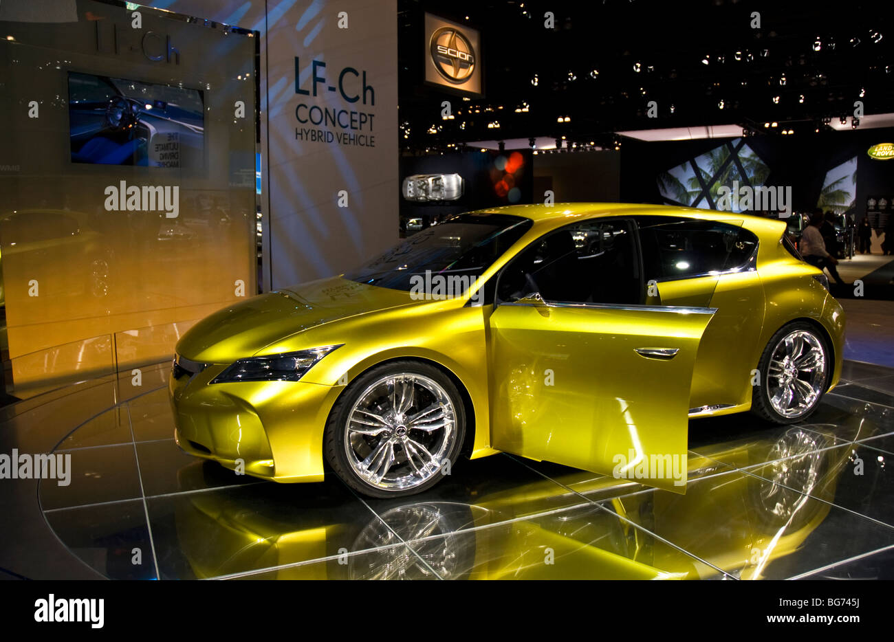 La Lexus LF-Ch concept (N.D. Debut) au Salon automobile de Los Angeles 2009 dans le Los Angeles Convention Center, Los Angeles, Californie. Banque D'Images