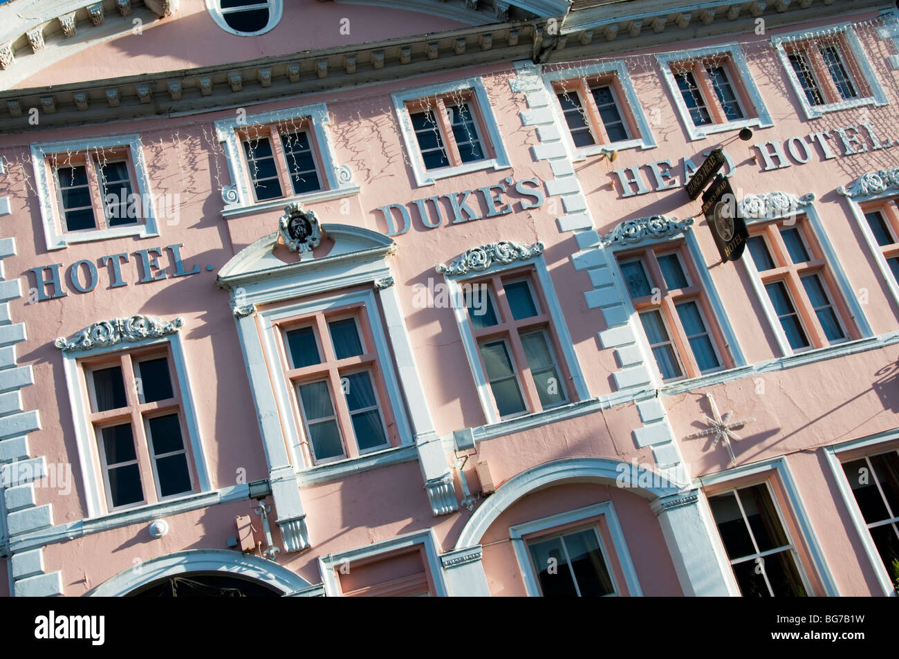 Le Duke's Head Hotel sur la Place du marché le mardi, King's Lynn, Norfolk, Angleterre Banque D'Images