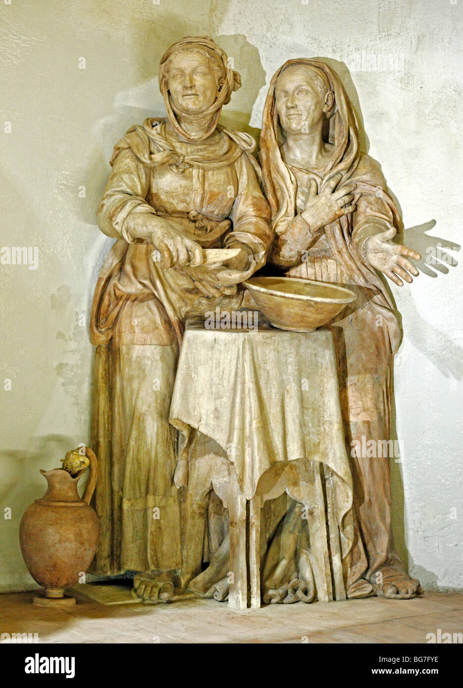 Sculpture dans l'église, Modène, Émilie-Romagne, Italie Banque D'Images