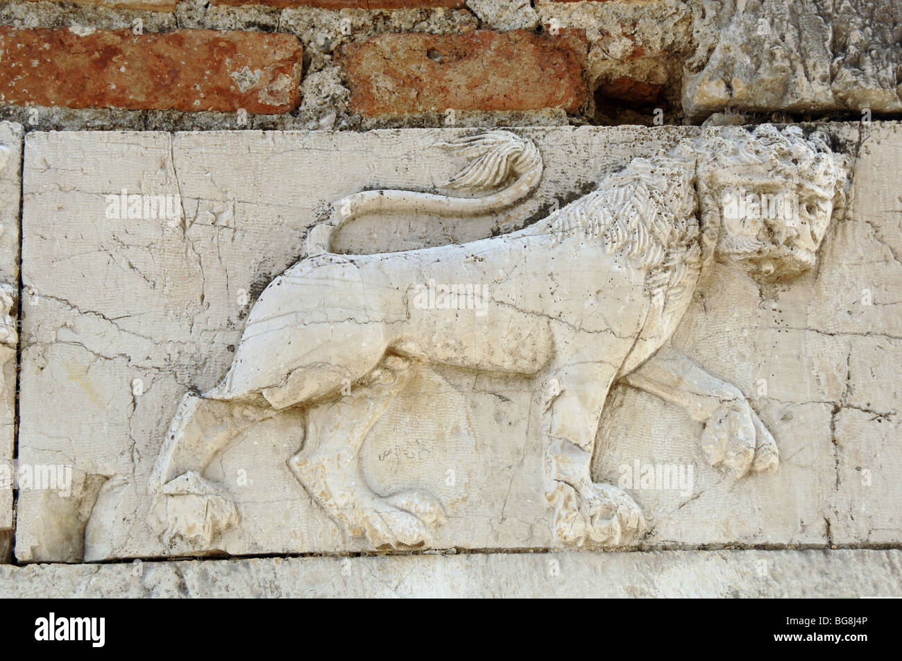 Église Saint Nicolas. Soulagement avec un lion. Mesopotam. L'Albanie. Banque D'Images