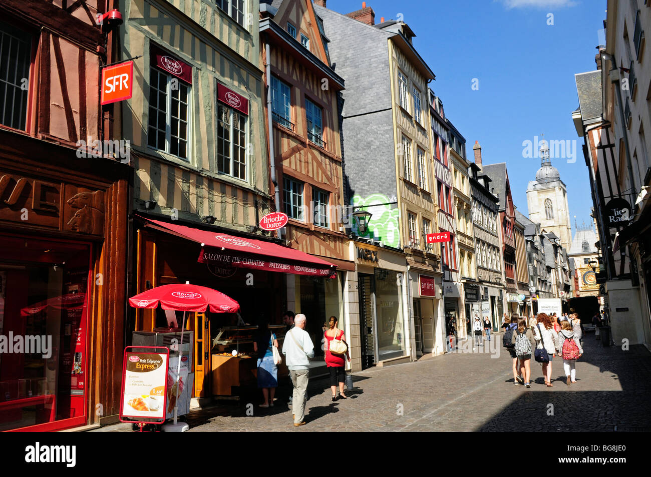 Rouen (76) : 'rue du Gros-Horloge' street Banque D'Images