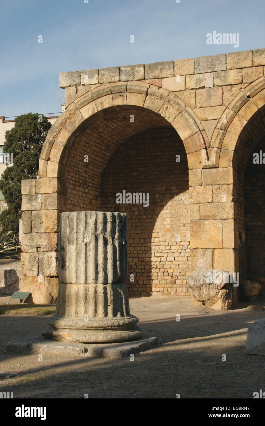 Forum Forum Local ou coloniale. Arcade. Tarragone. La Catalogne. L'Espagne. Banque D'Images