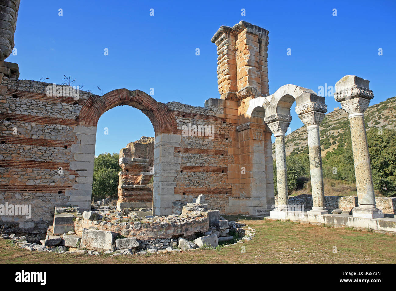 Archs des ruines de l'ancienne basilique Philippes Grèce Banque D'Images