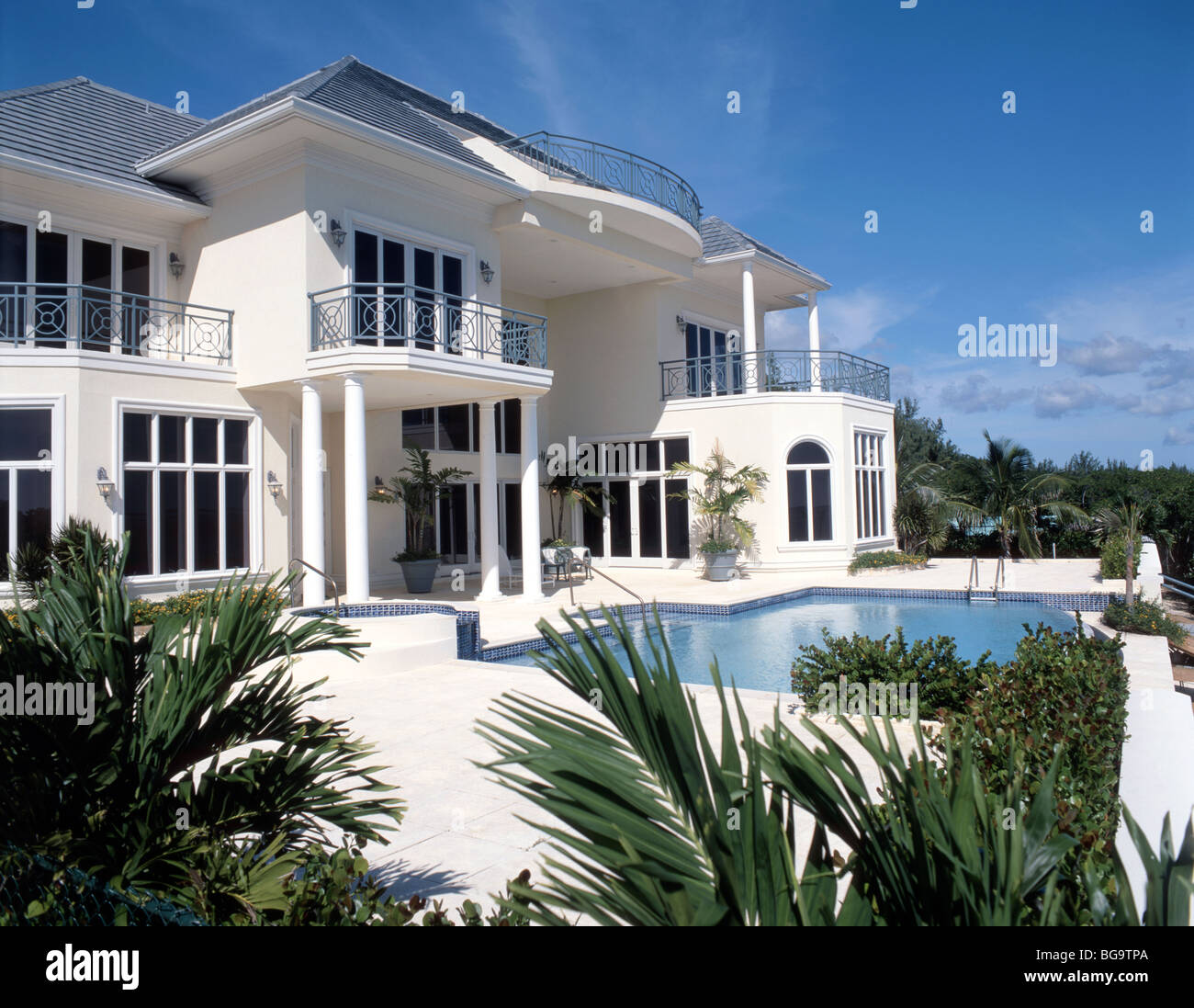 Maison de luxe avec piscine, Grand Cayman, Cayman Islands, Caribbean Banque D'Images
