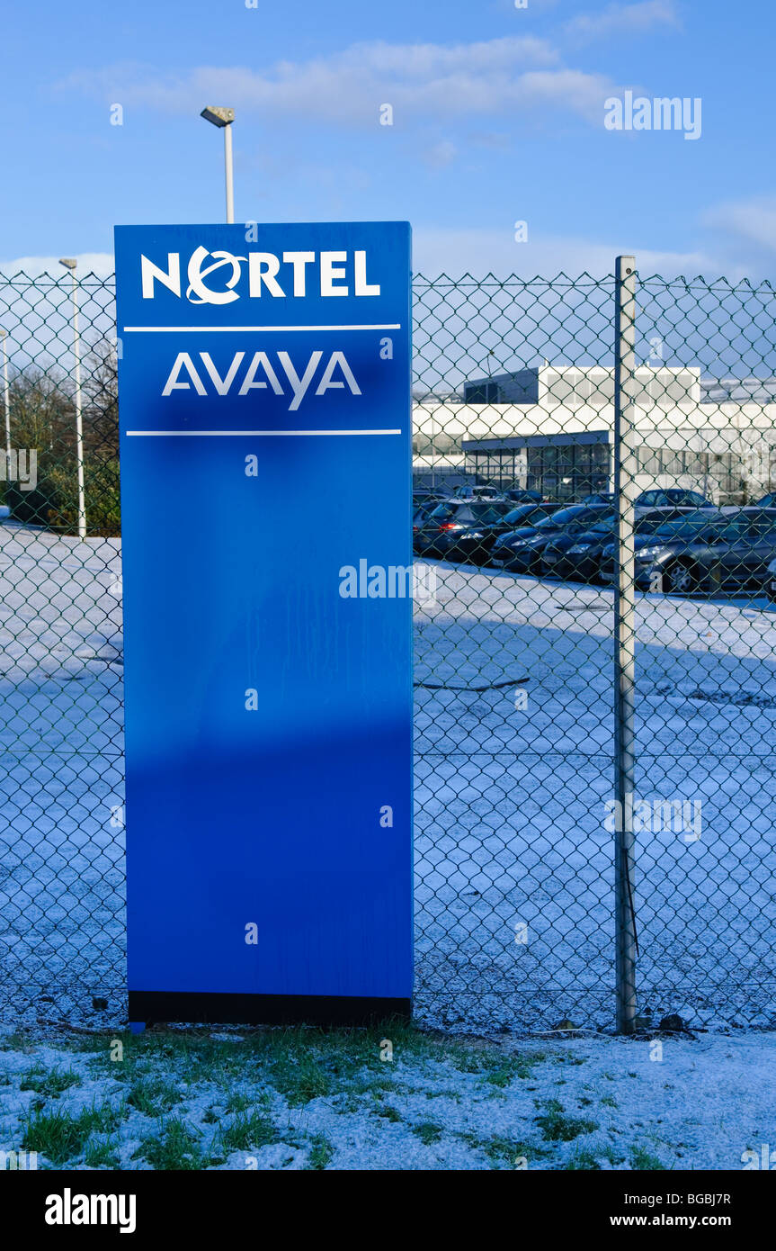 / Nortel Networks Nortel Avaya signe à Monkstown, en Irlande du Nord, l'usine. Banque D'Images