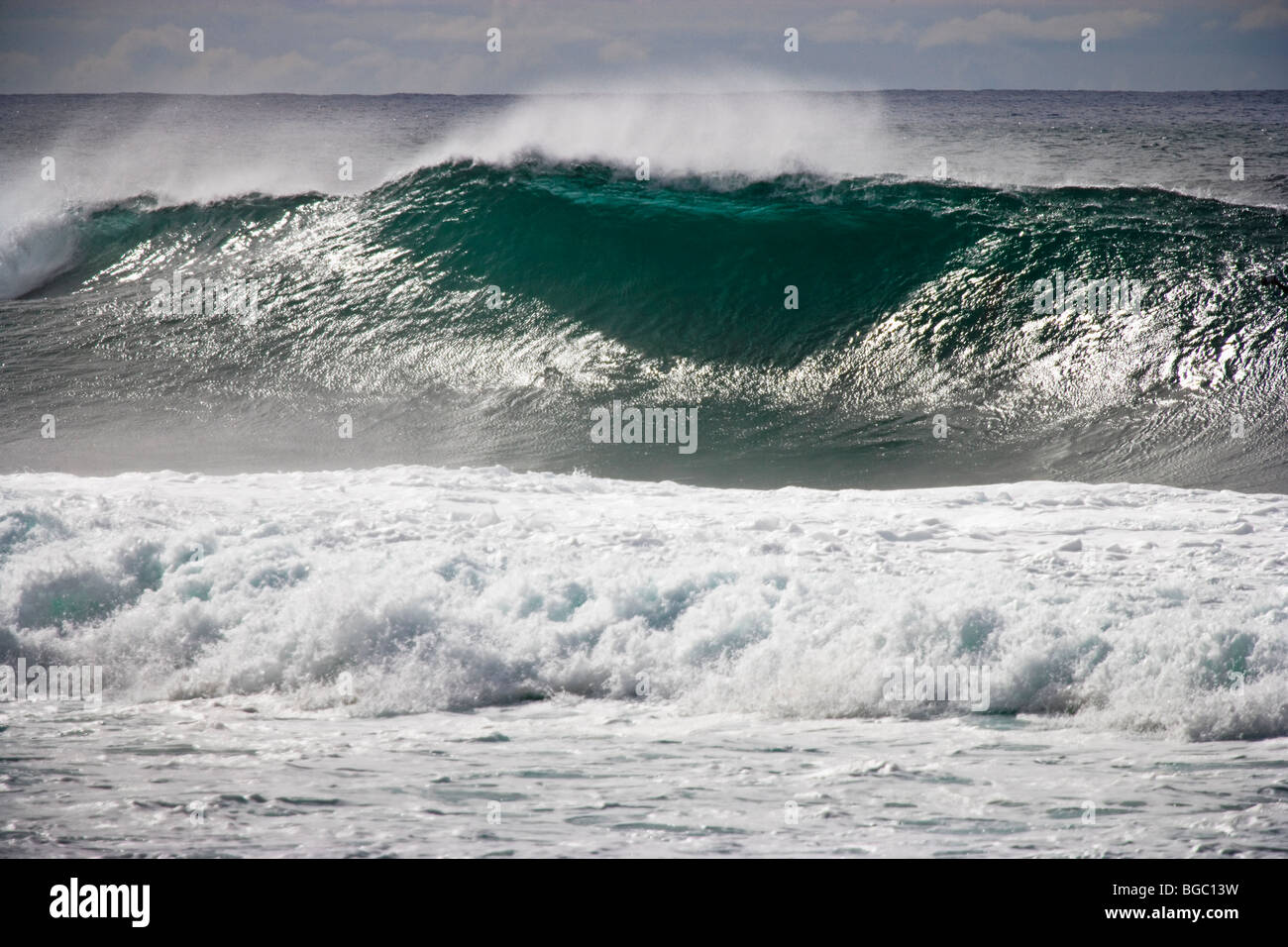 Surf à Sunset Beach, North Shore, Oahu Banque D'Images