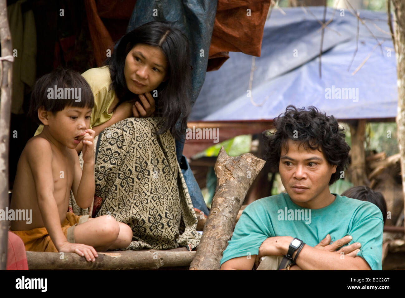 Penan tribe man Banque de photographies et d’images à haute résolution ...