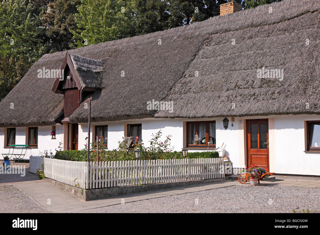 Maisons d'adobe dans Vitt, Kap Arkona, Ruegen Island, Schleswig-Holstein, Allemagne Banque D'Images