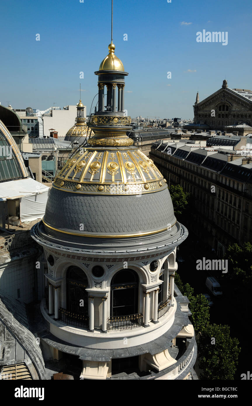 Dômes et coupoles des Galeries Lafayette ou du grand magasin Lafayette, ouverts en 1912, Paris, France Banque D'Images