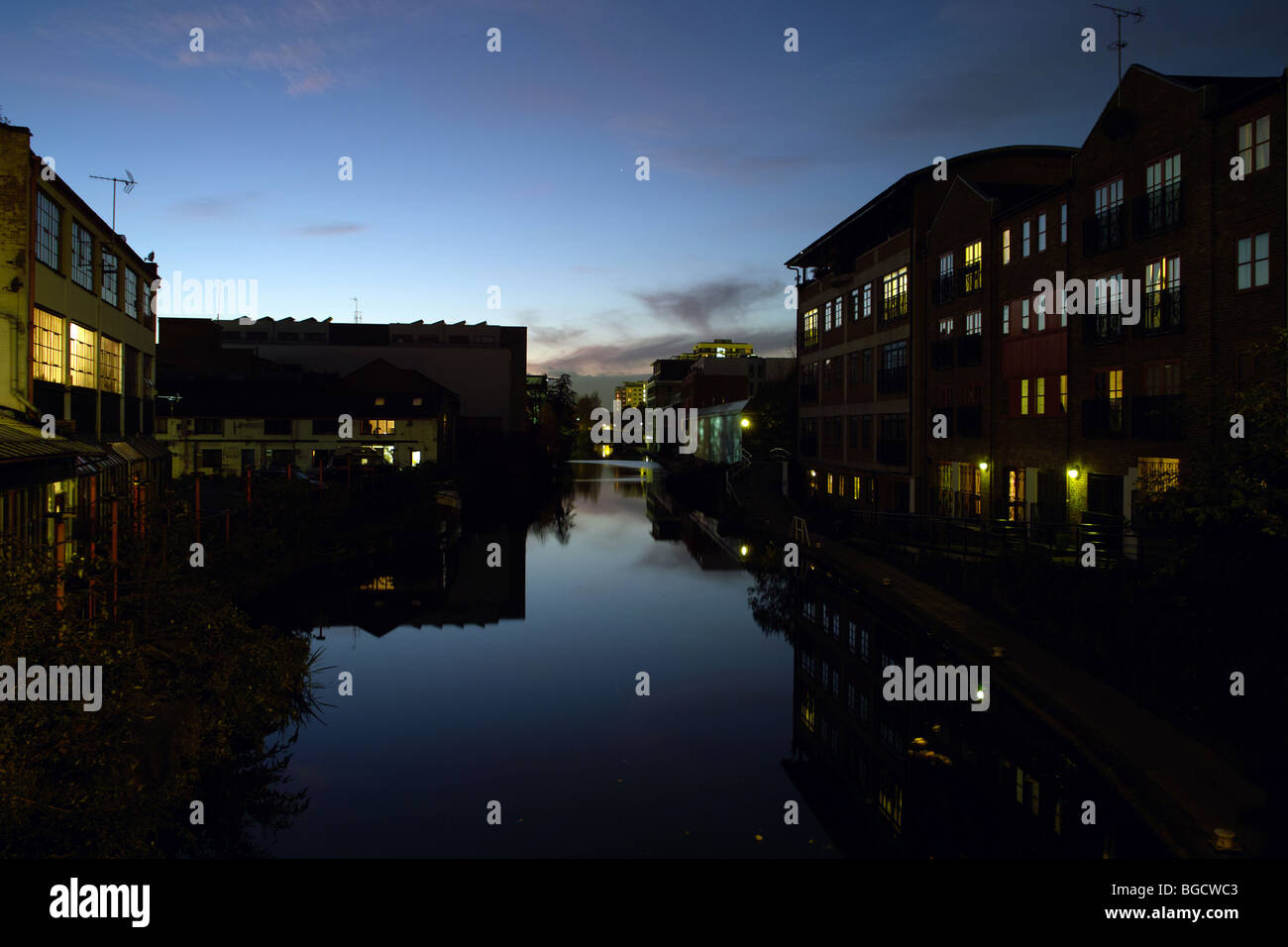 Regents Canal à Hackney est de Londres en Angleterre Banque D'Images