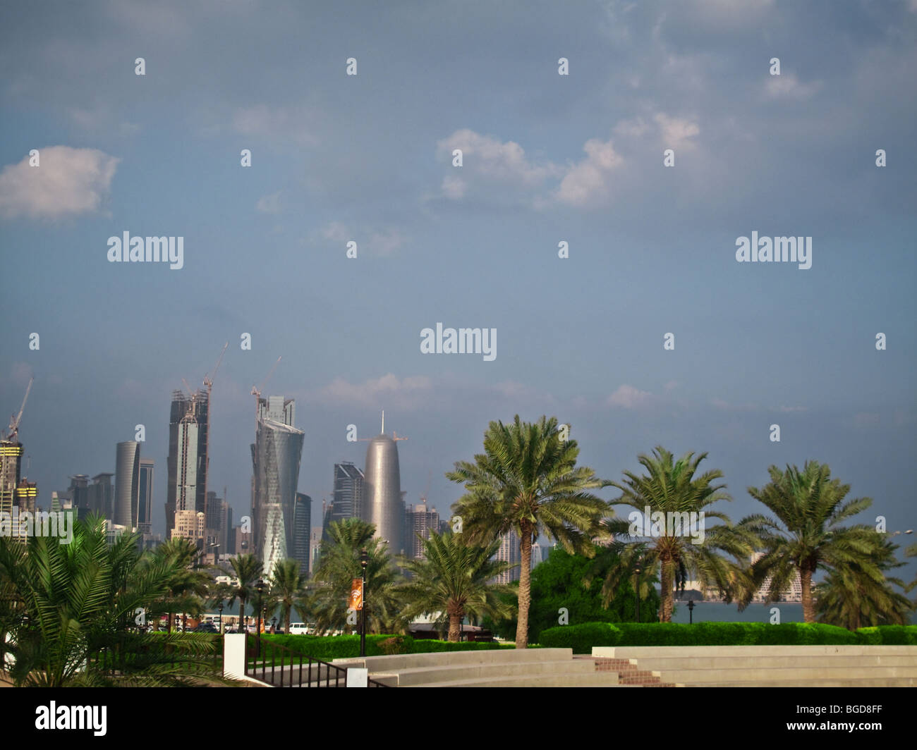 Dans la circulation sur la corniche Doha Qatar Banque D'Images