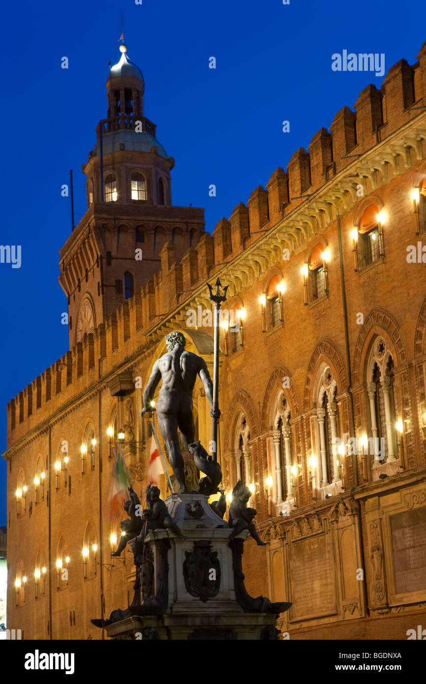 Statue de Neptune, Piazza Maggiore, Bologne, Italie Banque D'Images