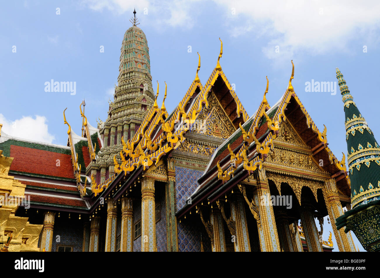 La Thaïlande, Bangkok, le Grand Palais, Wat Phra Kaew ; détail de toit Banque D'Images