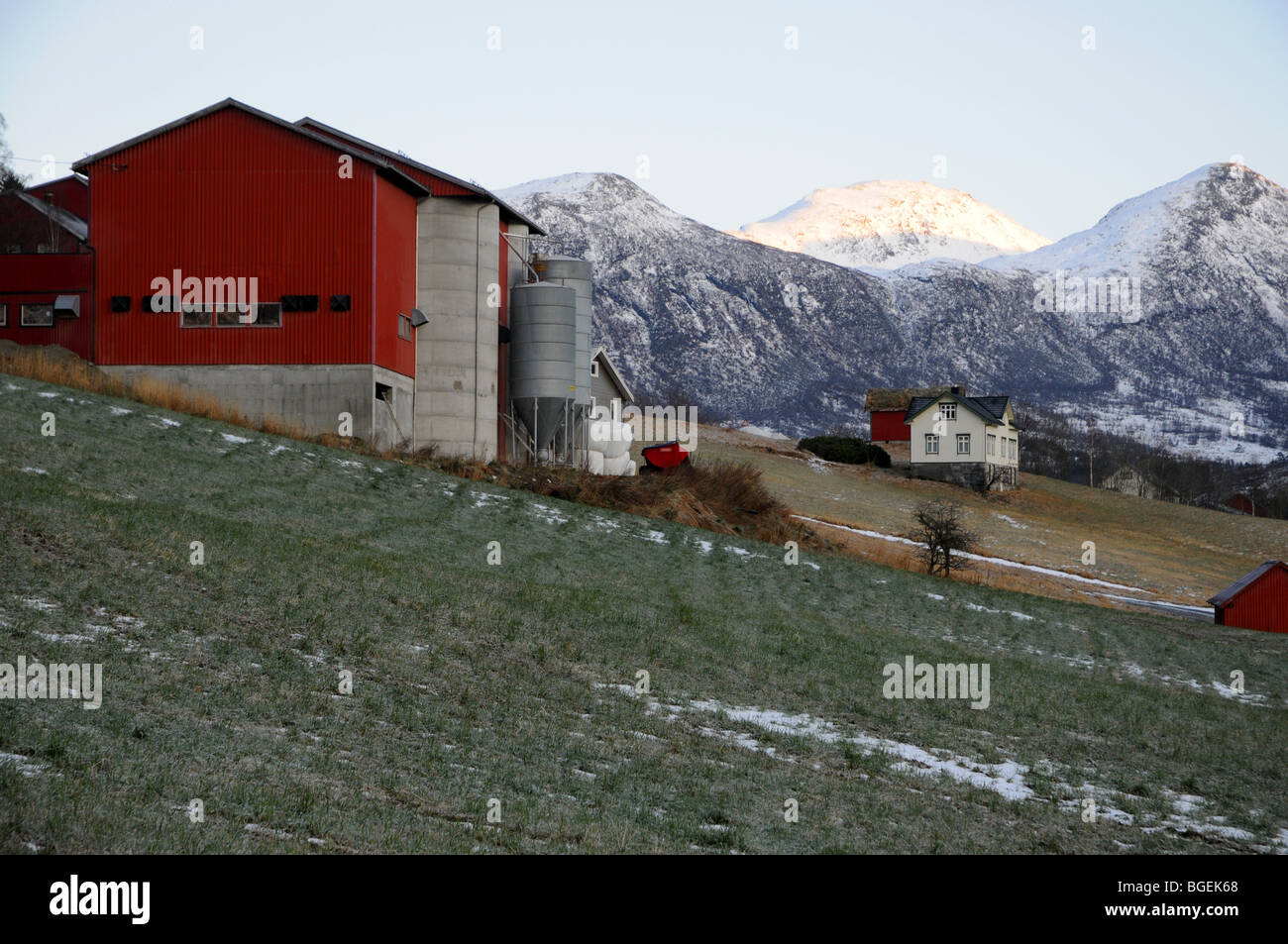 Une ferme de montagne en Norvège Banque D'Images