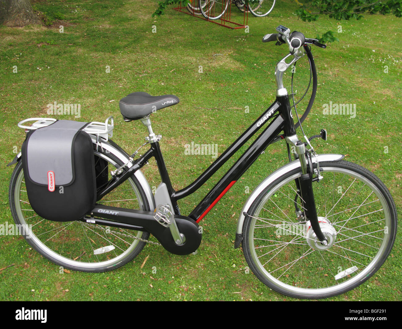 La marque Giant Twist Freedom CS Lite vélo électrique Photo Stock - Alamy