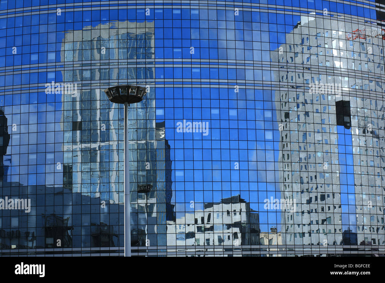 Bâtiments dans la zone d'affaires de la Défense à Paris France Banque D'Images