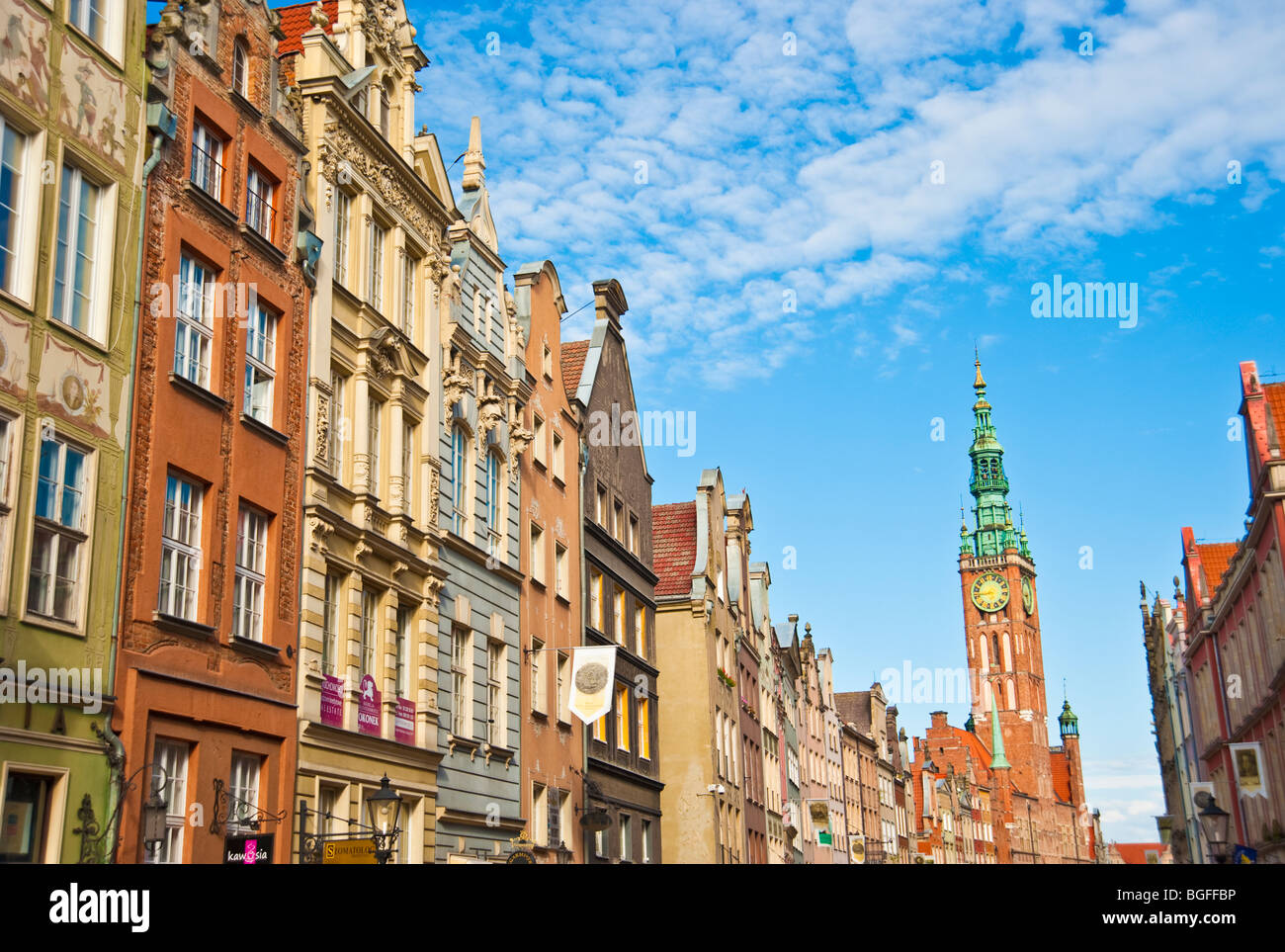 Les façades et les pignons des maisons de marchands et de ville au centre historique de la vieille ville de Gdansk, Pologne | Giebel, Danzig, Pologne Banque D'Images