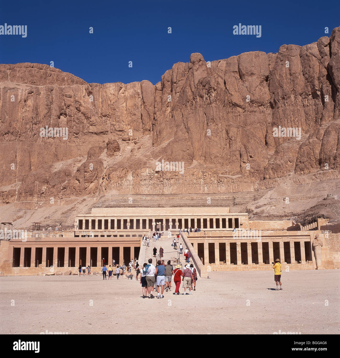 Complexe du temple mortuaire de la reine Hatshepsout, Deir el-Bahri, Louxor, gouvernorat de Louxor, République d'Égypte Banque D'Images