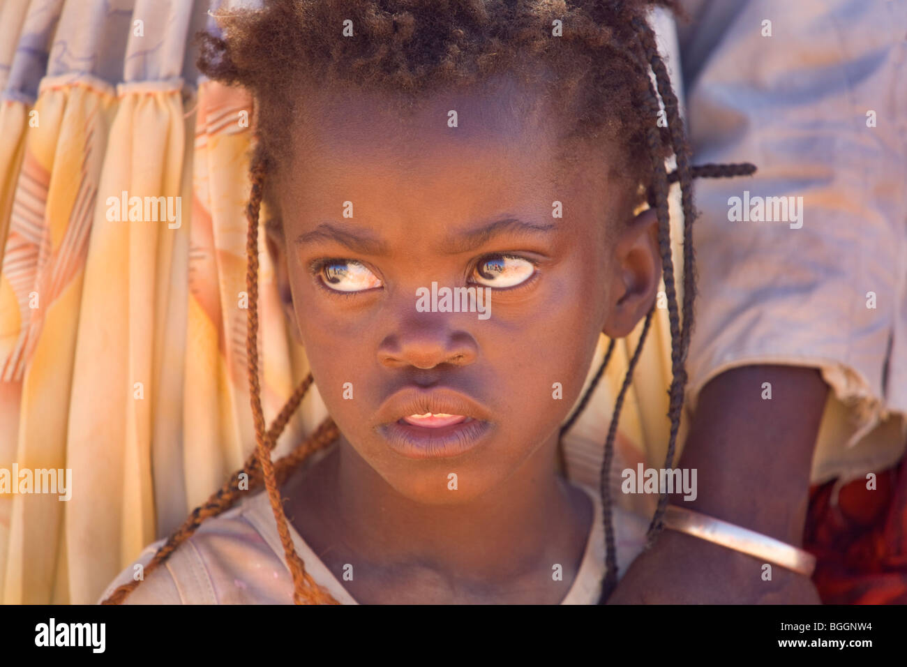Enfant de la tribu Himba, Namibie Banque D'Images