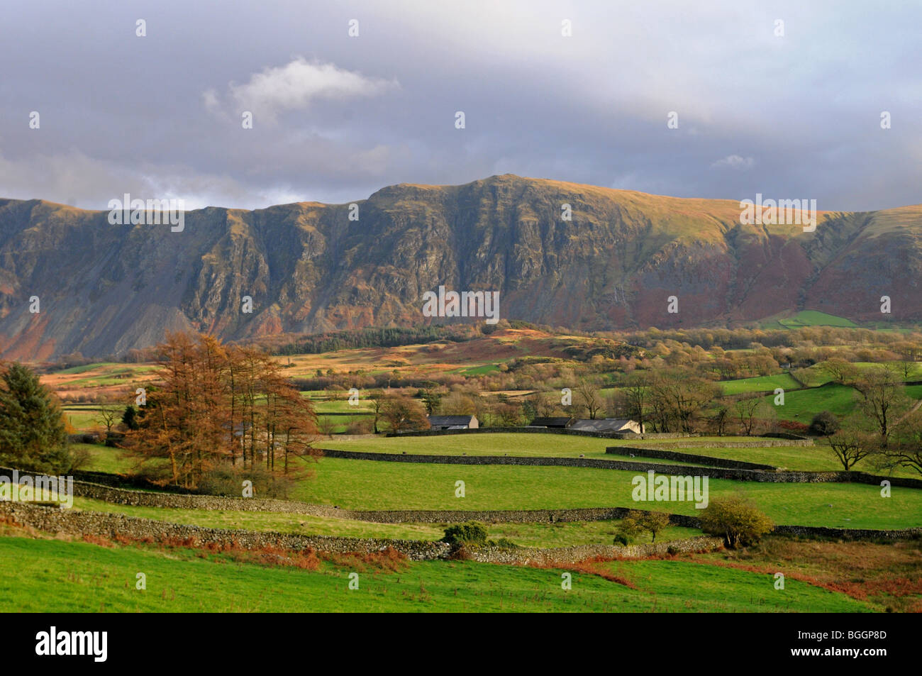 À l'égard du paysage et Wastwater pierriers, Lake District, Cumbria Banque D'Images