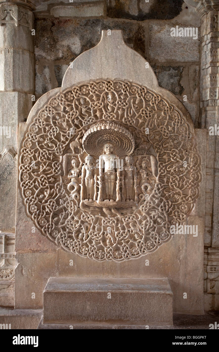 Adinath Jain temple dans l'état du Rajasthan en Inde Banque D'Images