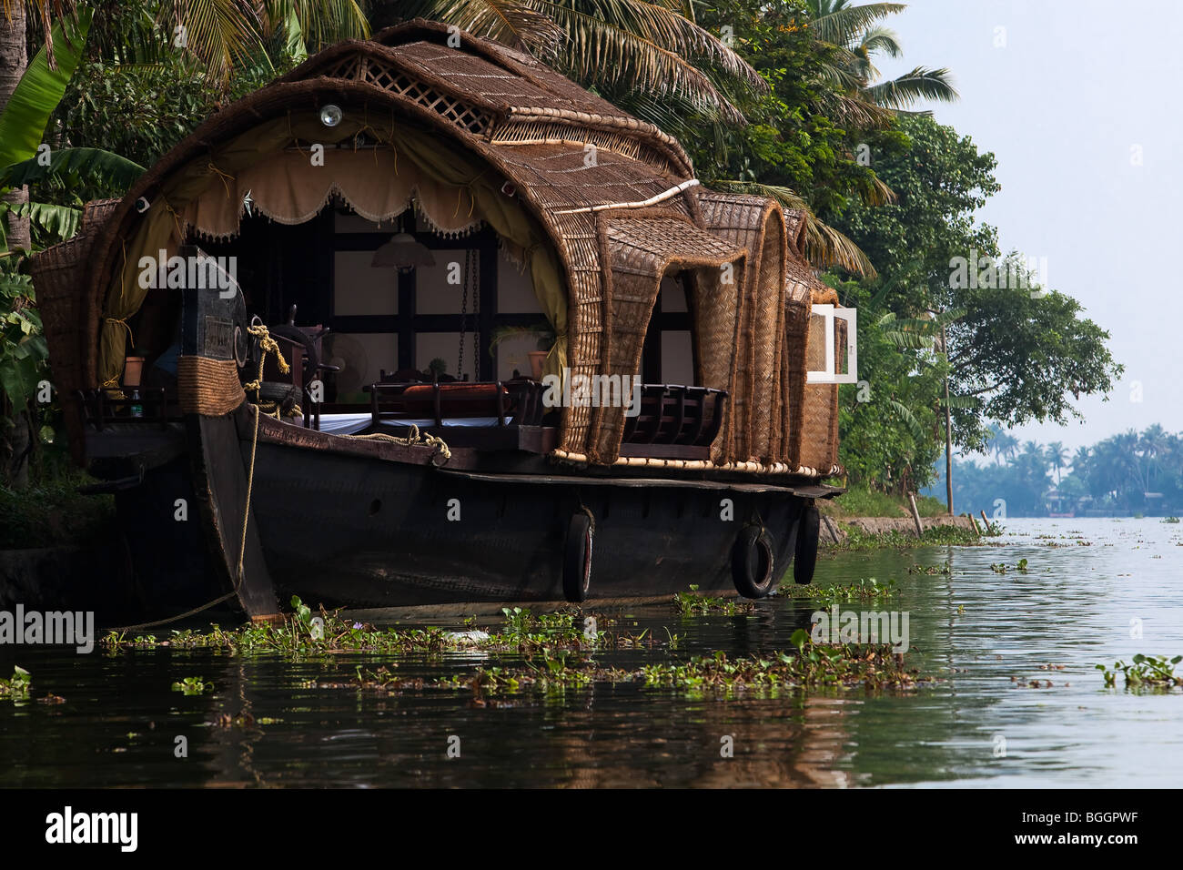 Péniche à la visite de l'état du Kerala backwaters en Inde Banque D'Images