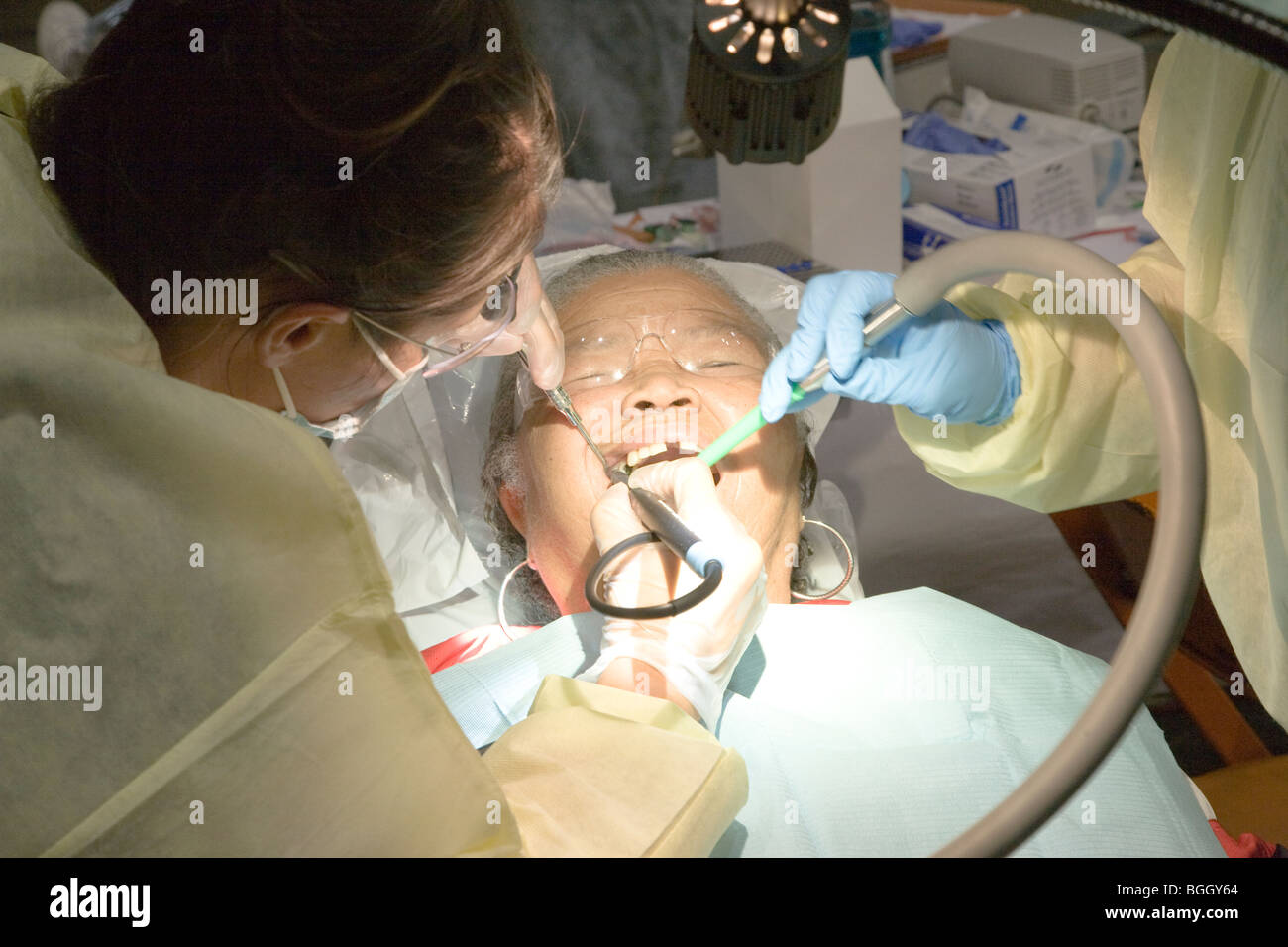 Clinique dentaire et de santé gratuits par Remote Area Medical durant la semaine du 19 août 2009, Los Angeles, CA Banque D'Images