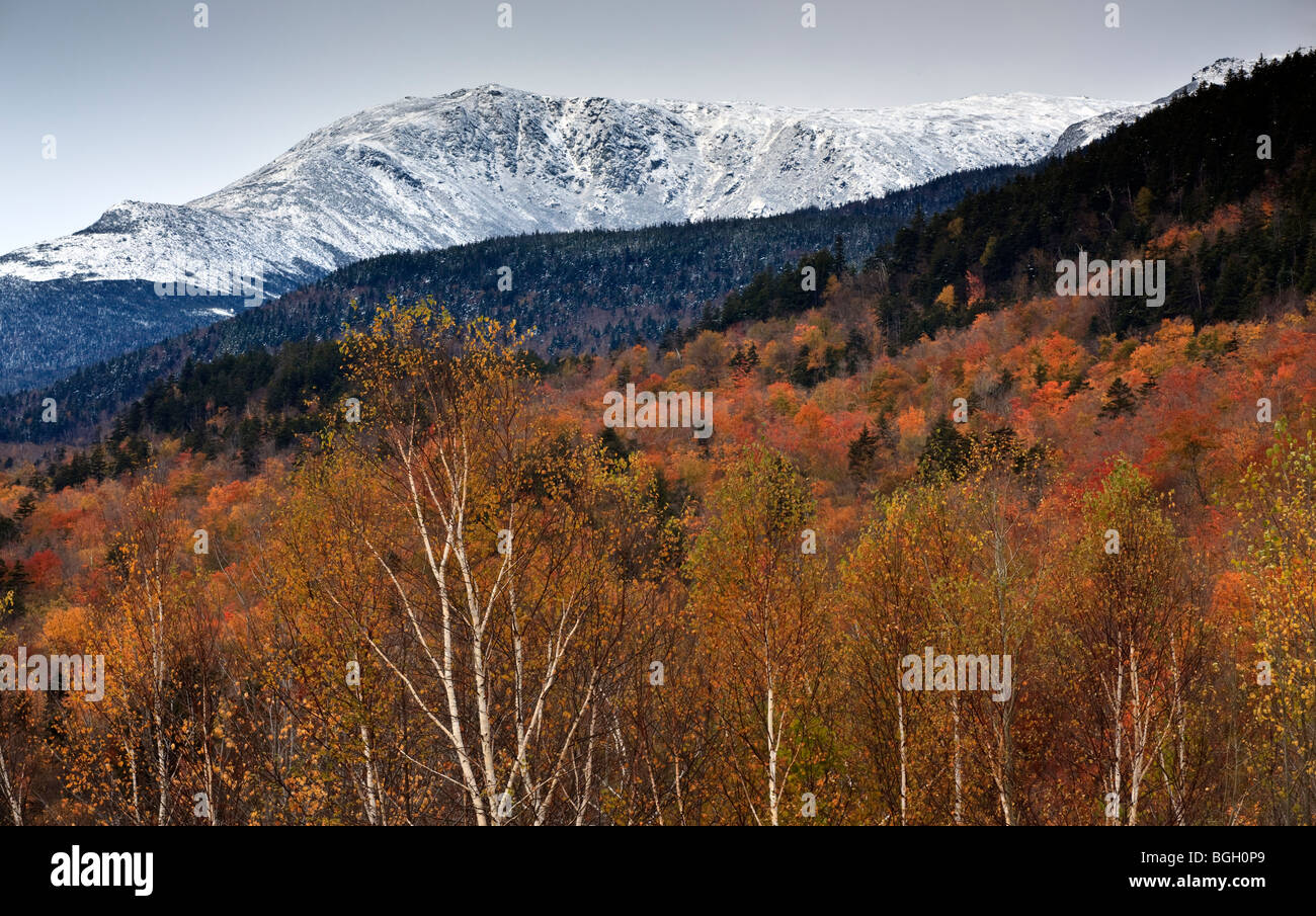 Montagnes Blanches du New Hampshire en automne avec Mt Washington dans l'arrière-plan Banque D'Images