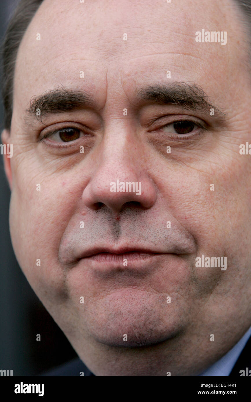 Alex Salmond à de graves Banque D'Images