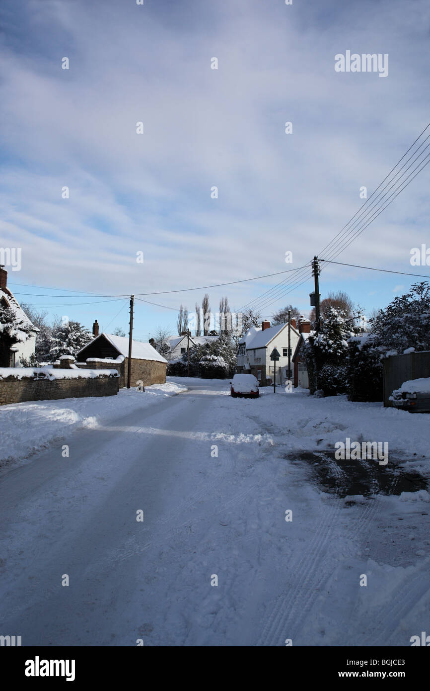 Village de neige au Royaume-Uni. Banque D'Images