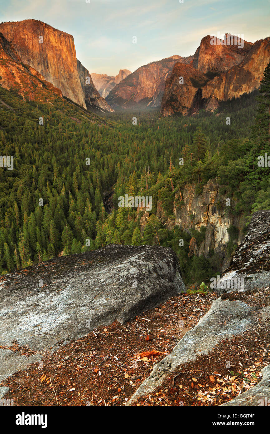 Vue de Tunnel de Yosemite Banque D'Images