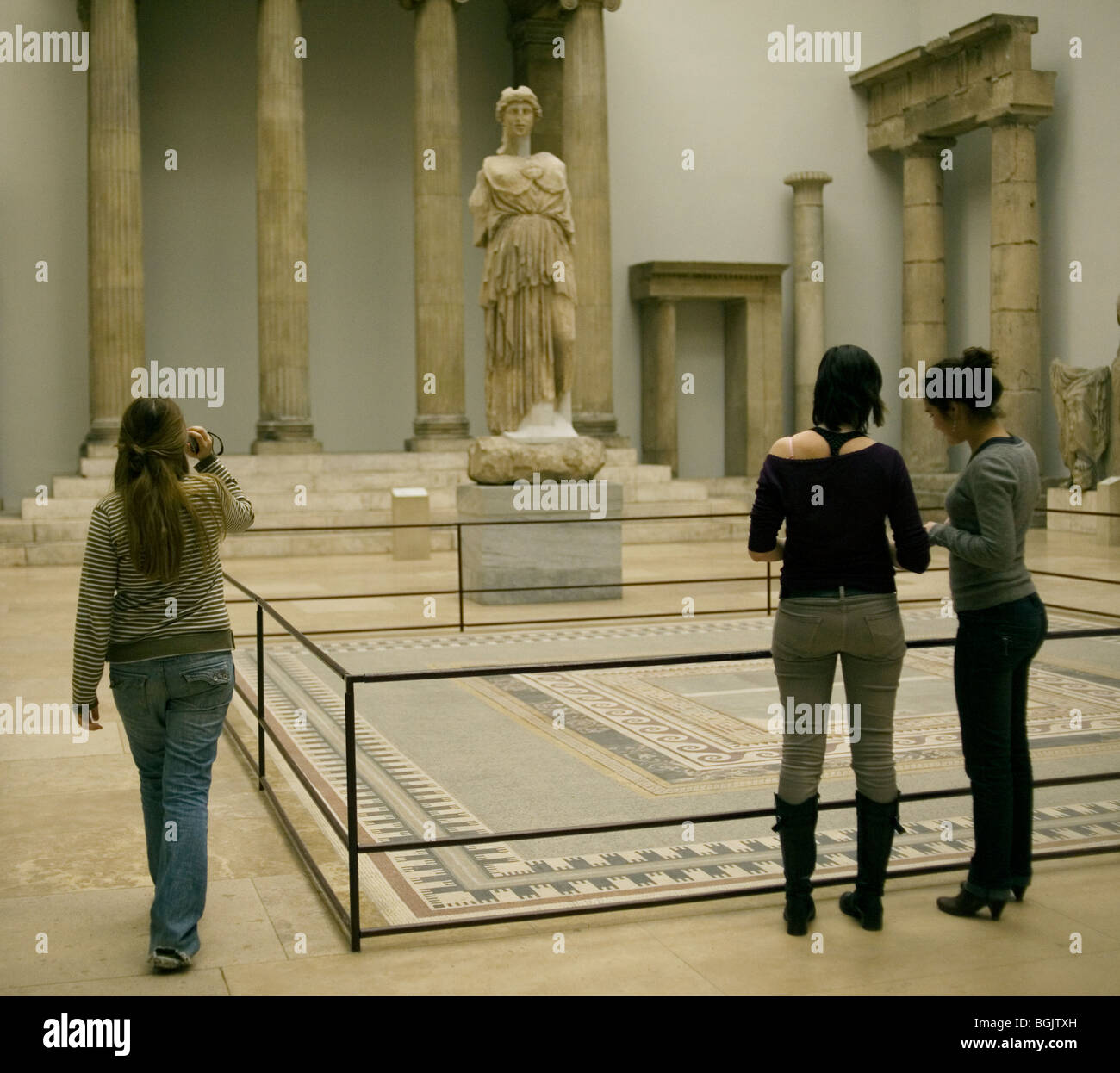 Musée de Pergame de Berlin 2009 DDR 1989 temple unifié l'Allemagne avant la guerre de l'histoire positive fin de la guerre froide à l'Est Ouest ville Ber Banque D'Images