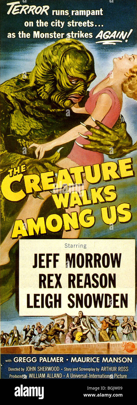 La créature marche parmi nous - à partir de 1956 de l'Affiche du film Universal-International Banque D'Images