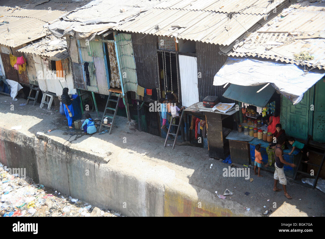 Bidonville Dharavi, Mumbai, Inde Banque D'Images