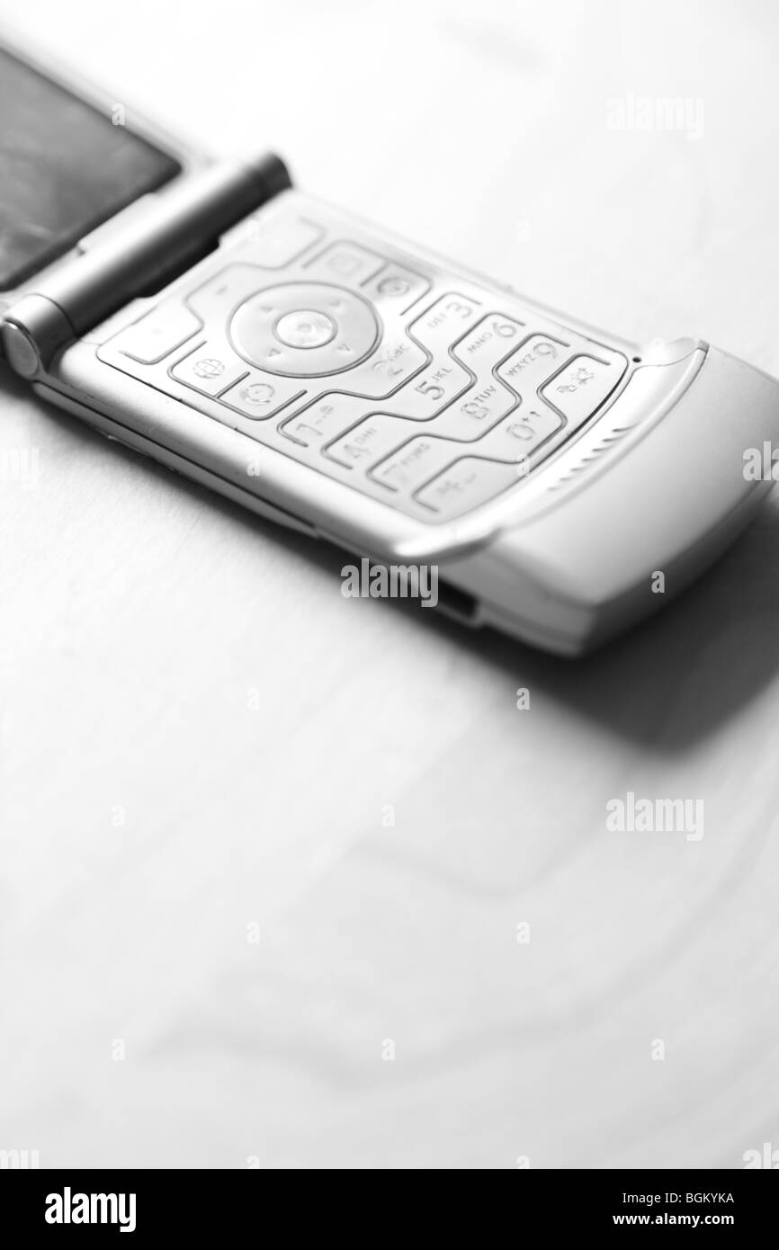 Téléphone cellulaire libre en noir et blanc Banque D'Images