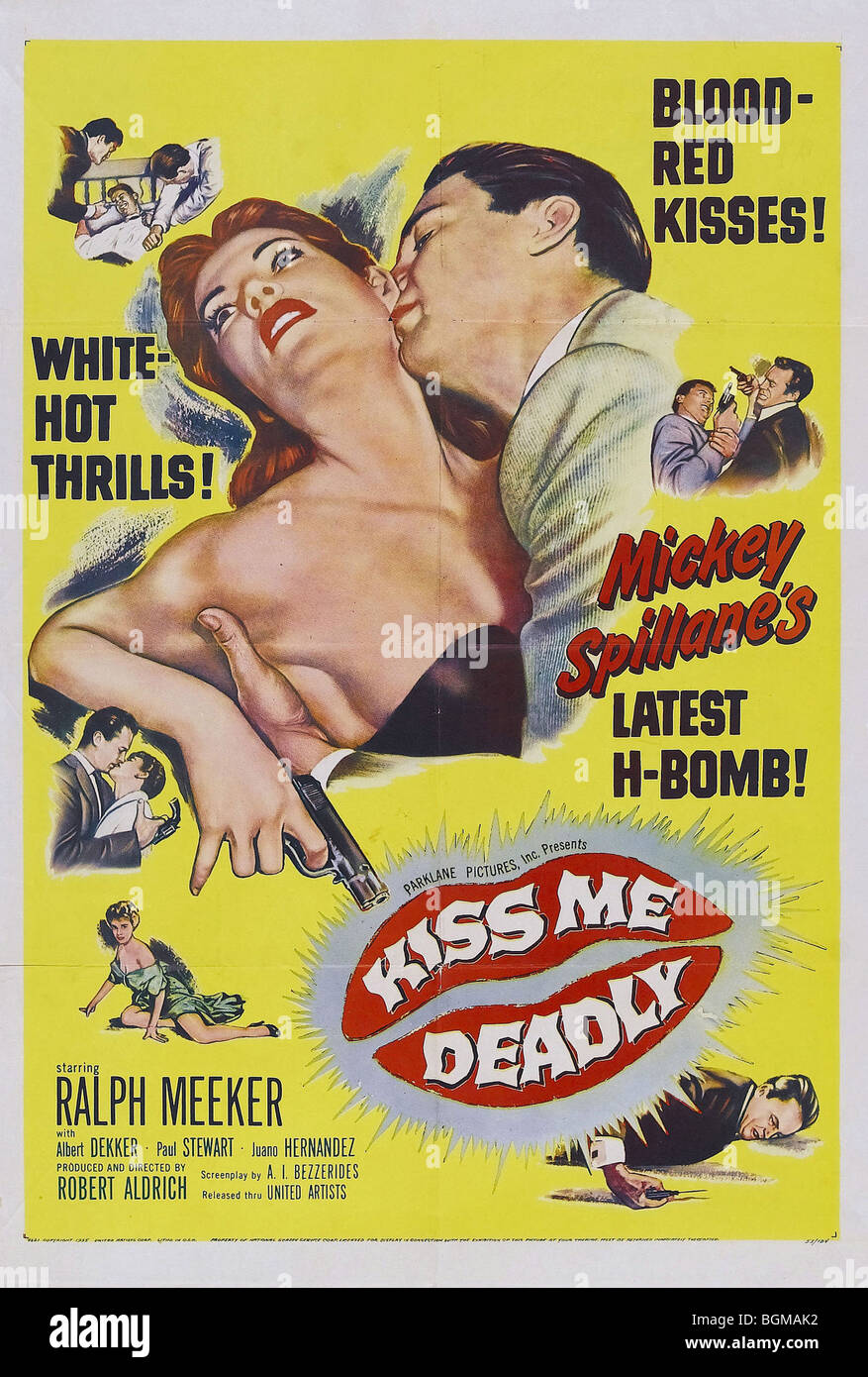 Kiss Me Deadly Année : 1955 Réalisateur : Robert Aldrich affiche de film (USA) basé sur Mickey Spillane Banque D'Images