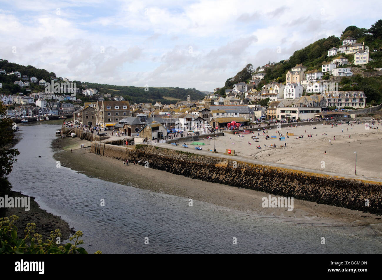 East Looe une populaire station balnéaire de l'ouest de l'Angleterre à Cornwall England UK Banque D'Images