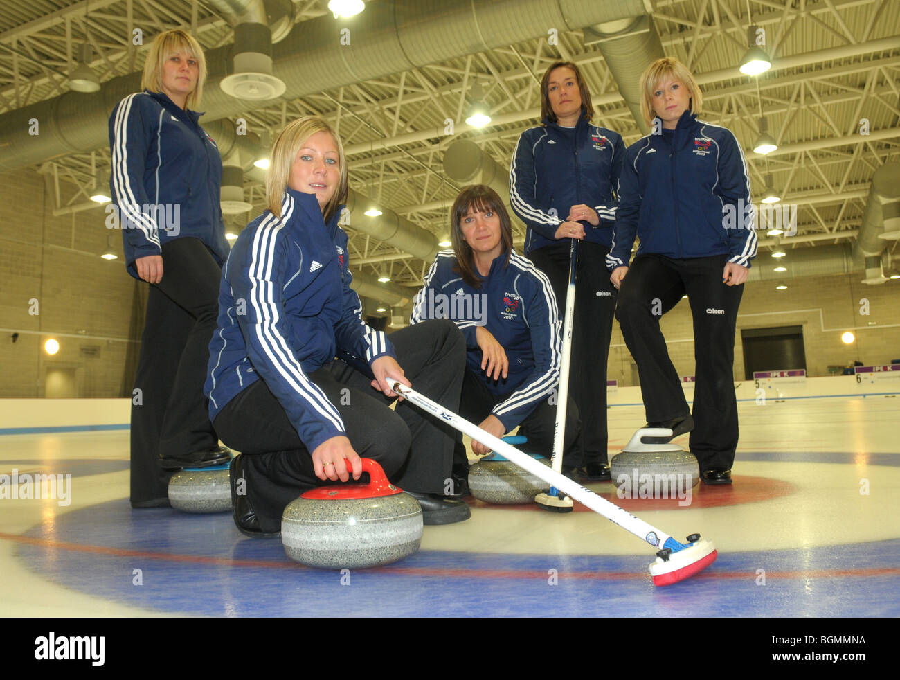 Les membres de l'équipe Go pour l'équipe de curling femmes Jeux Olympiques d'hiver de Vancouver. Banque D'Images