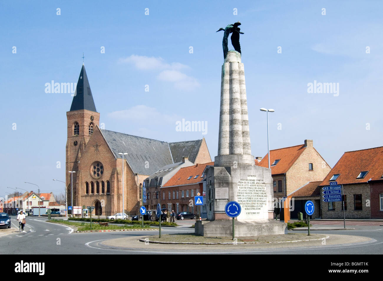 WW1 monument pour Georges Guynemer, Première Guerre mondiale, un pilote de chasse français à Poelkapelle, Flandre occidentale, Belgique Banque D'Images