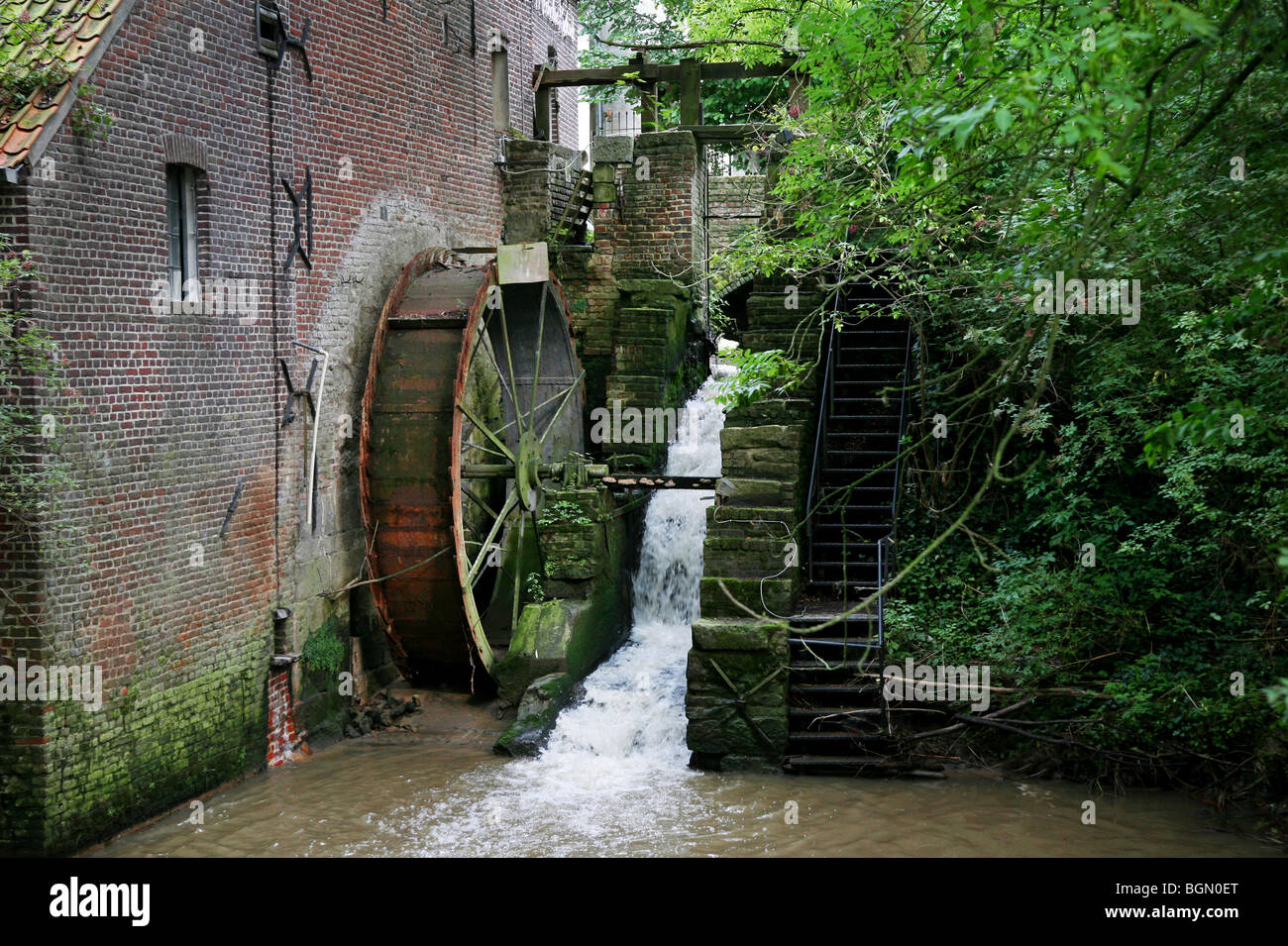 L'ancien moulin à eau Moldergem à St-Denijs-Boekel, Paris, Belgique Banque D'Images