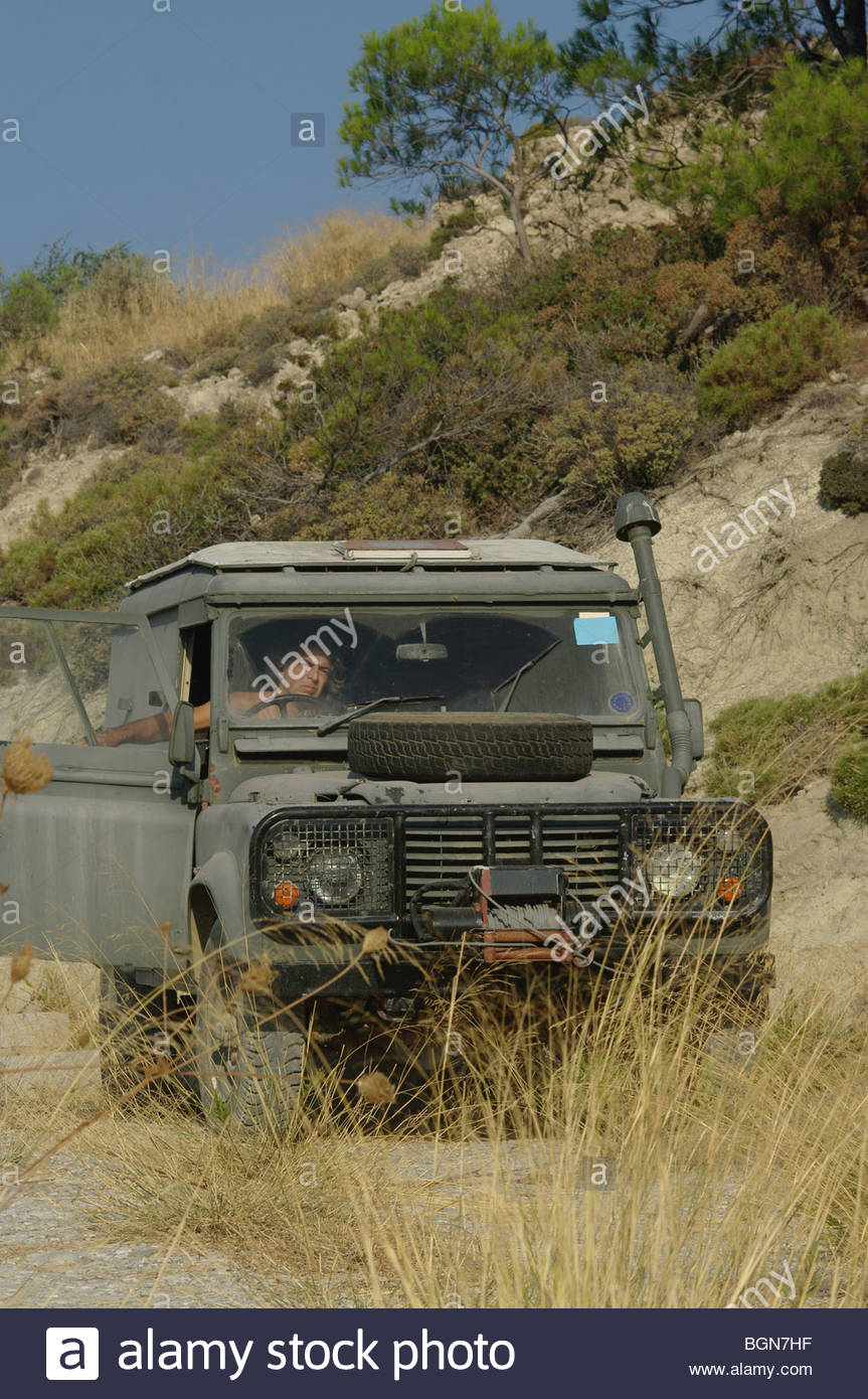 Land Rover Military 110 Defender Banque d'image et photos - Alamy