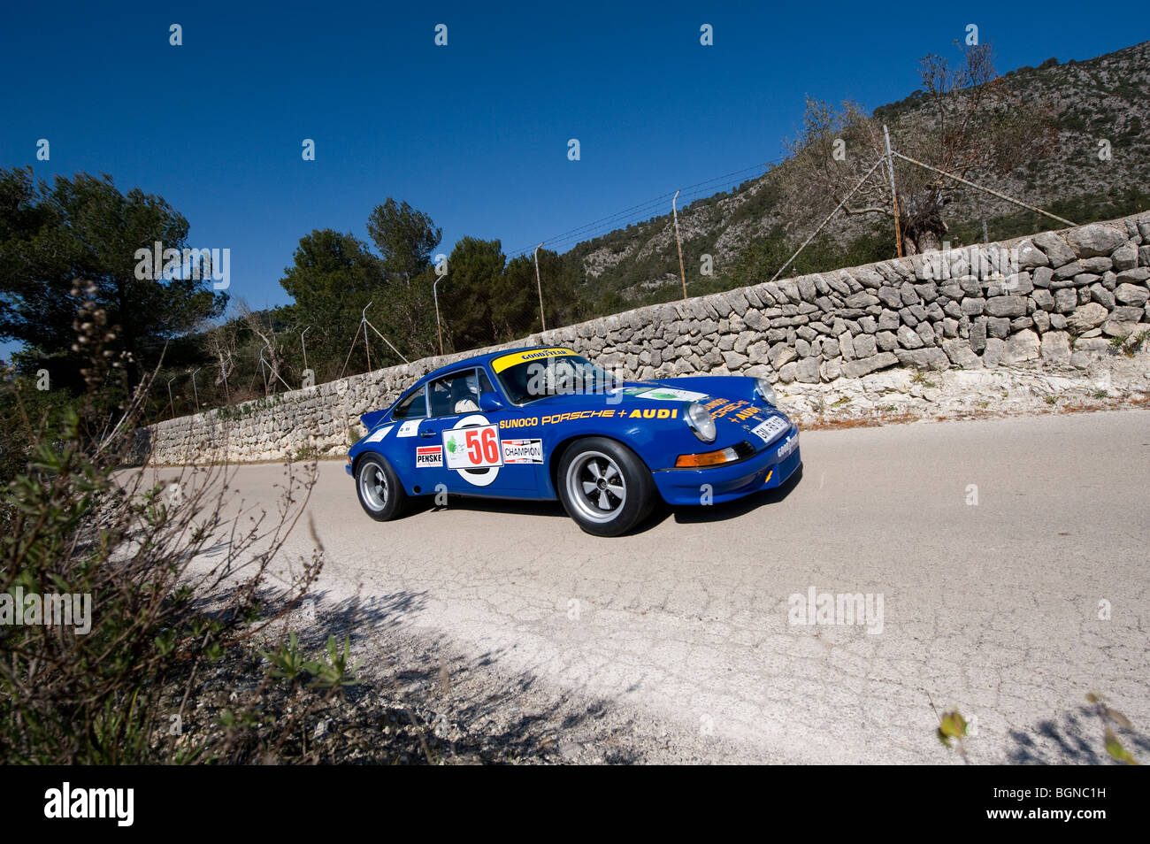 Blue 1976 Voiture de sport Porsche 911 RSR prenant part à un rassemblement en Espagne. Banque D'Images