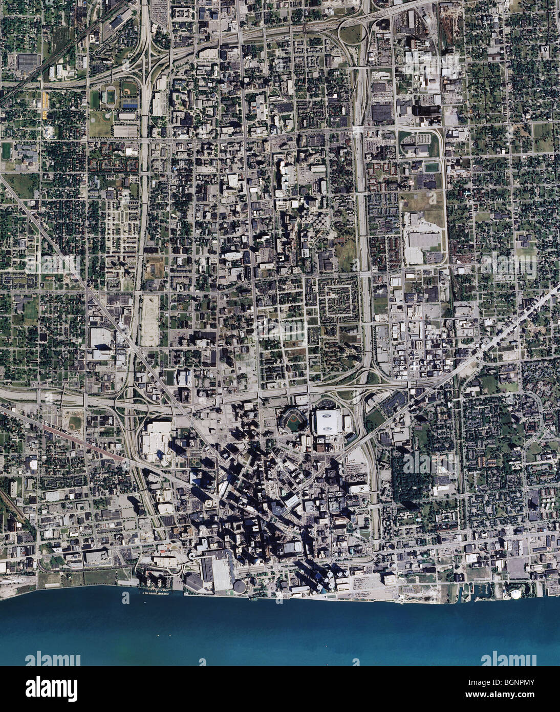 Carte aérienne sur le centre-ville de Détroit, Michigan et de la rivière Detroit Banque D'Images