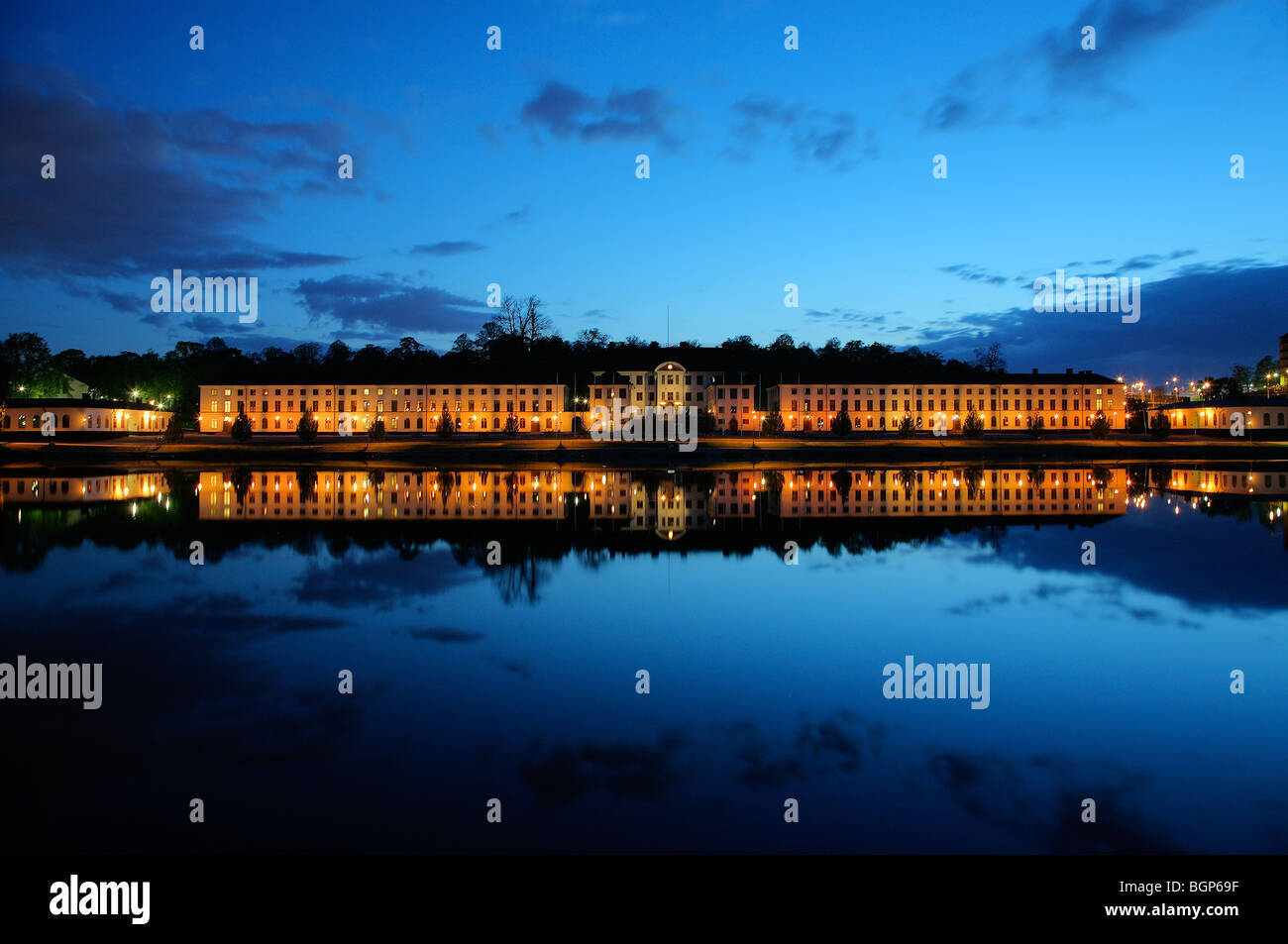 Karlbergs château par nuit, la Suède. Banque D'Images