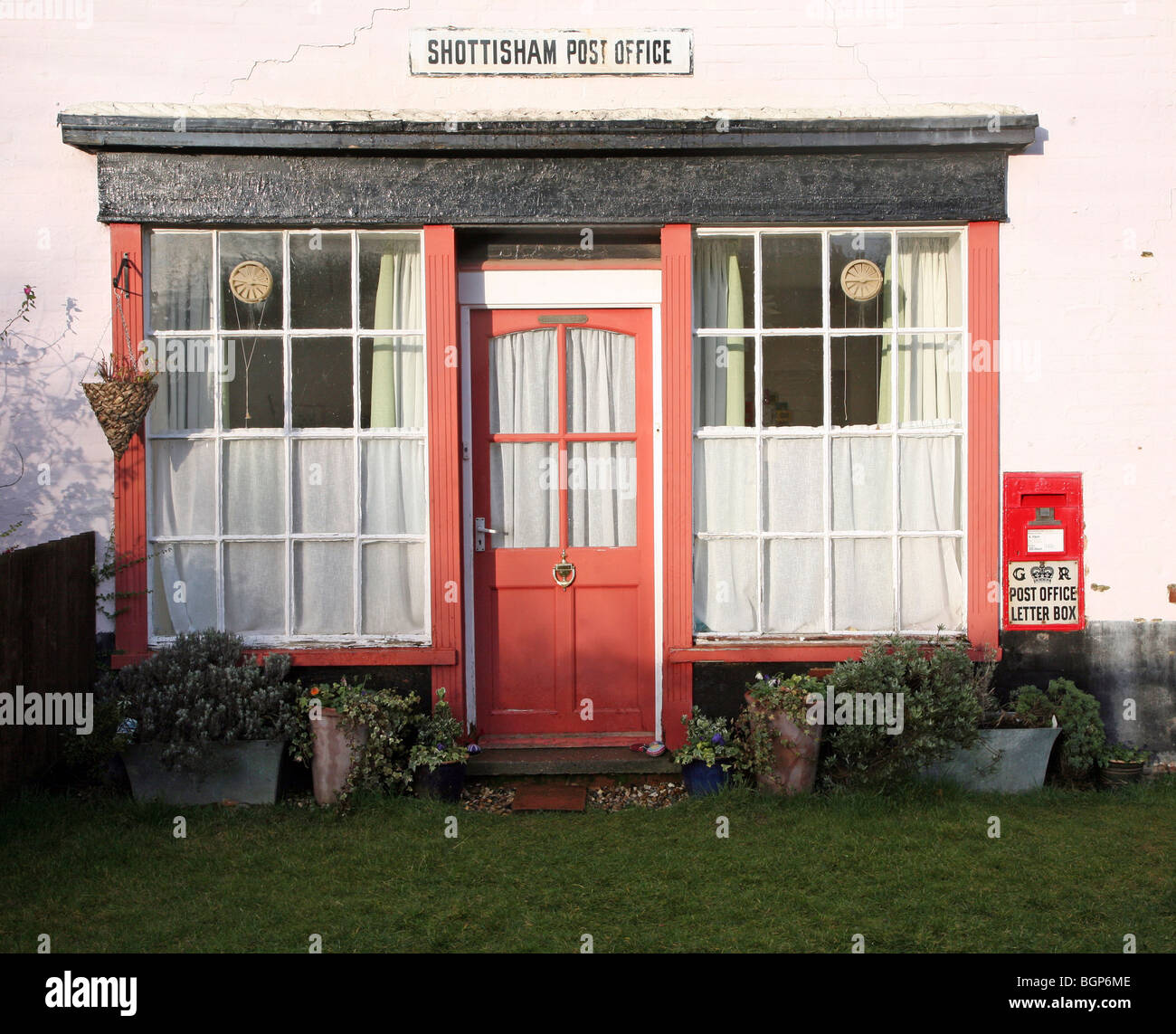 Fermeture du bureau de poste du village désaffecté converti en une maison Shottisham Suffolk Angleterre Banque D'Images