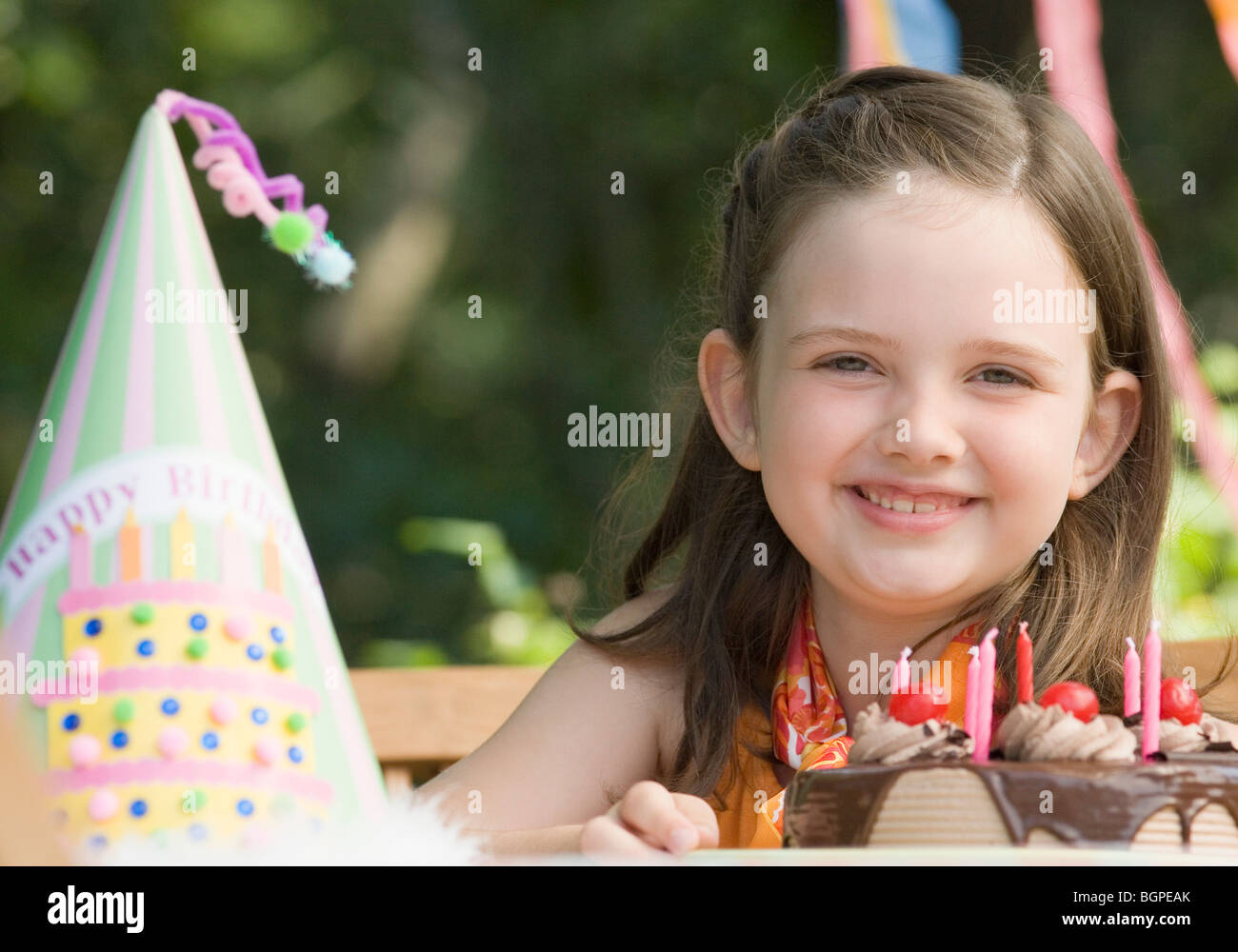 Portrait d'une fille fête son anniversaire Banque D'Images