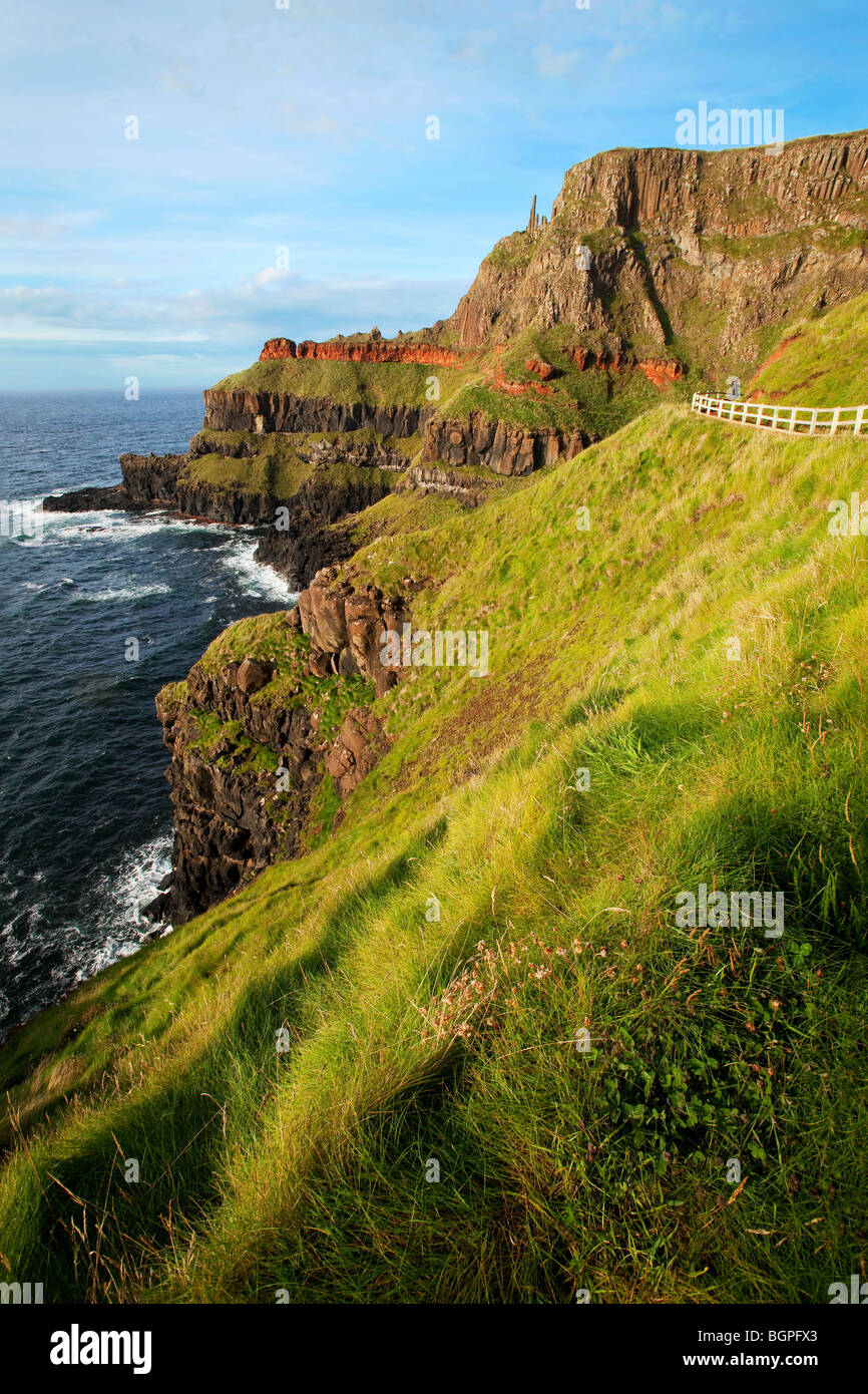 Port Reostan viewpoiunt à la Giant's Causeway Antrim Irlande du Nord un phénomène naturel et un site du patrimoine mondial. Banque D'Images